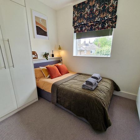 1-Bed Apartment, Close To Kensington Olympia With Free Wi-Fi & Netflix Londýn Exteriér fotografie