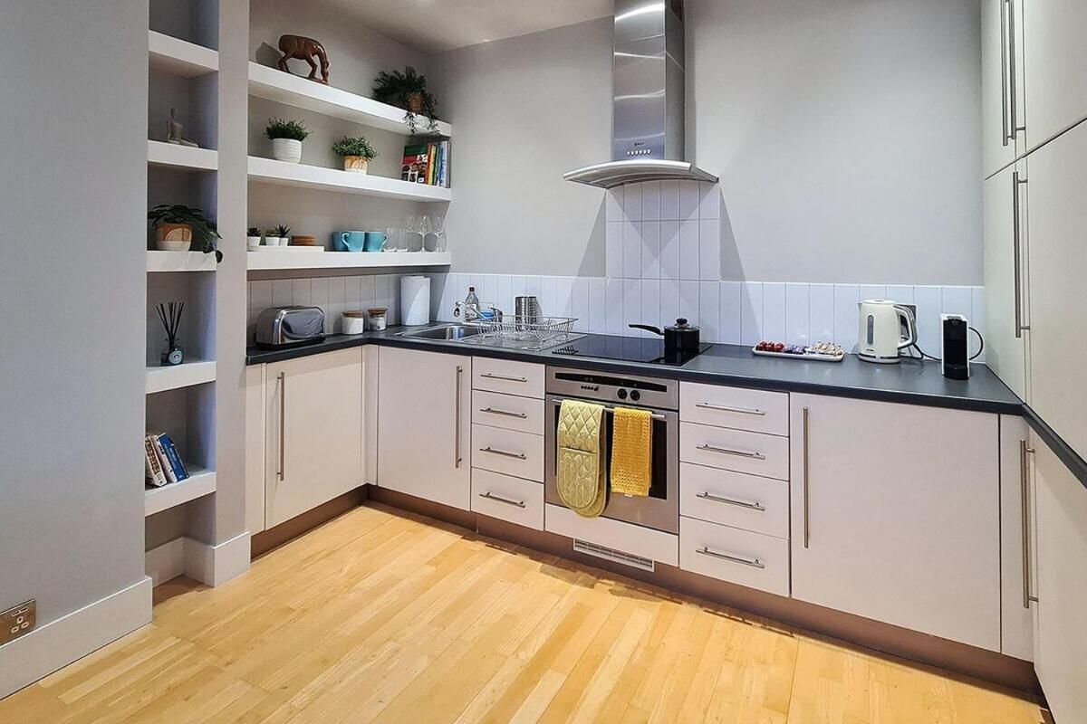 1-Bed Apartment, Close To Kensington Olympia With Free Wi-Fi & Netflix Londýn Exteriér fotografie