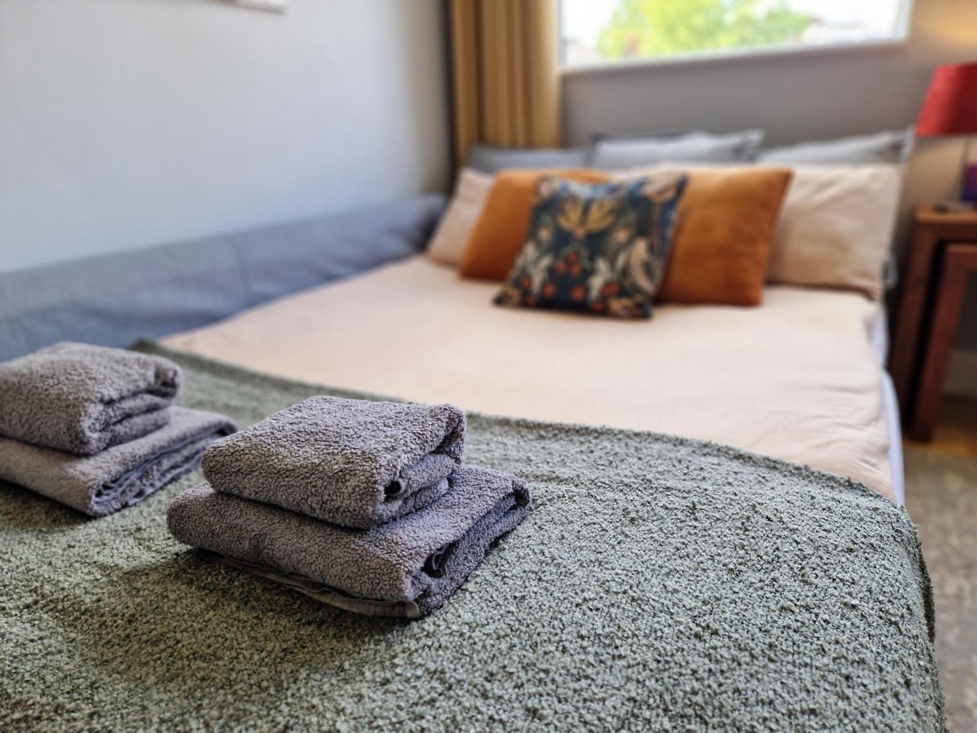 1-Bed Apartment, Close To Kensington Olympia With Free Wi-Fi & Netflix Londýn Exteriér fotografie