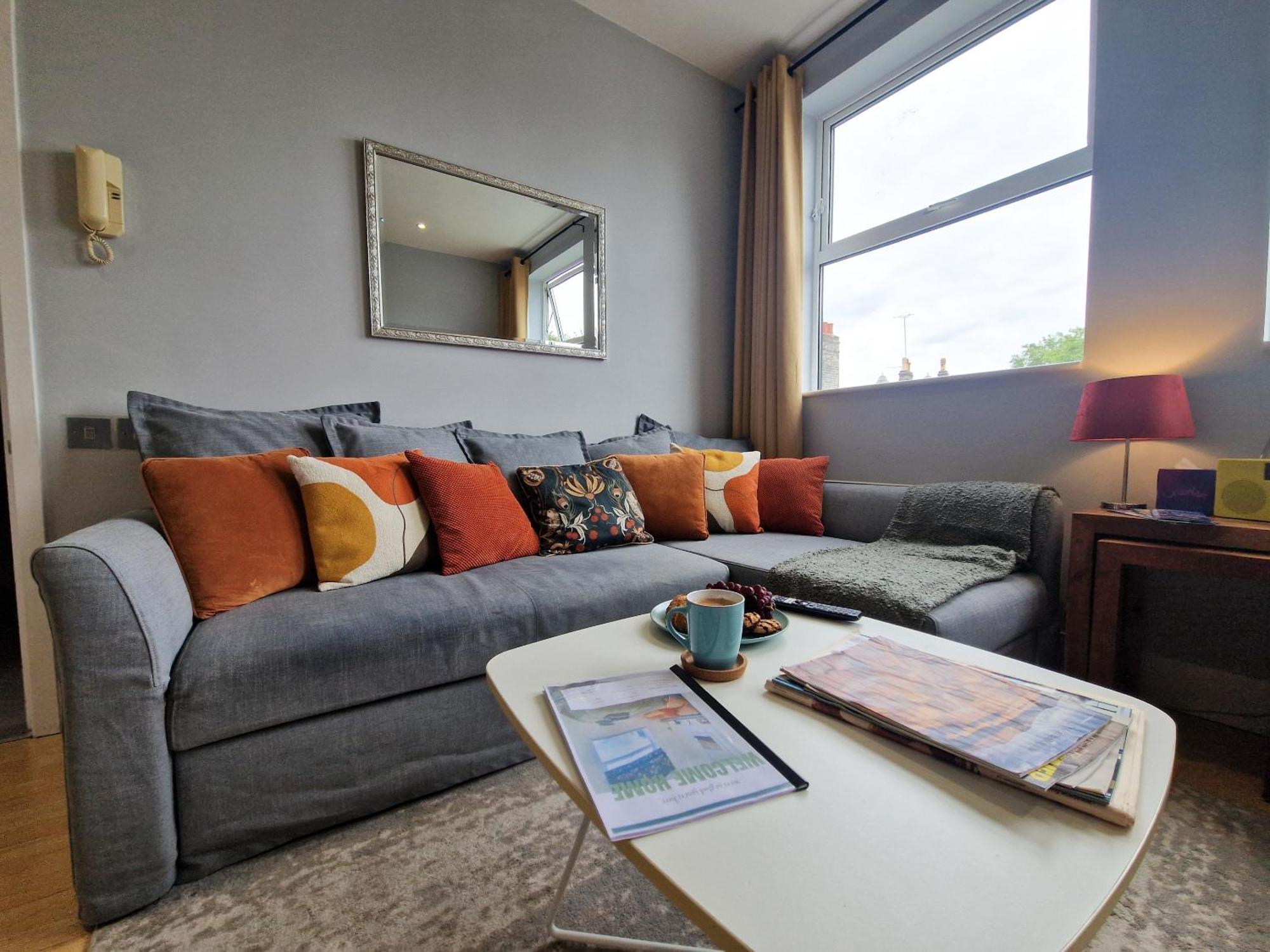 1-Bed Apartment, Close To Kensington Olympia With Free Wi-Fi & Netflix Londýn Exteriér fotografie